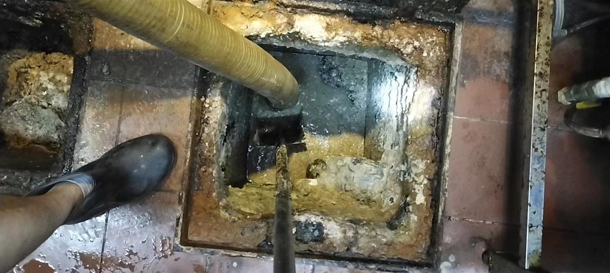 莱州污水池清理一般都有毒气，怎么预防中毒呢？